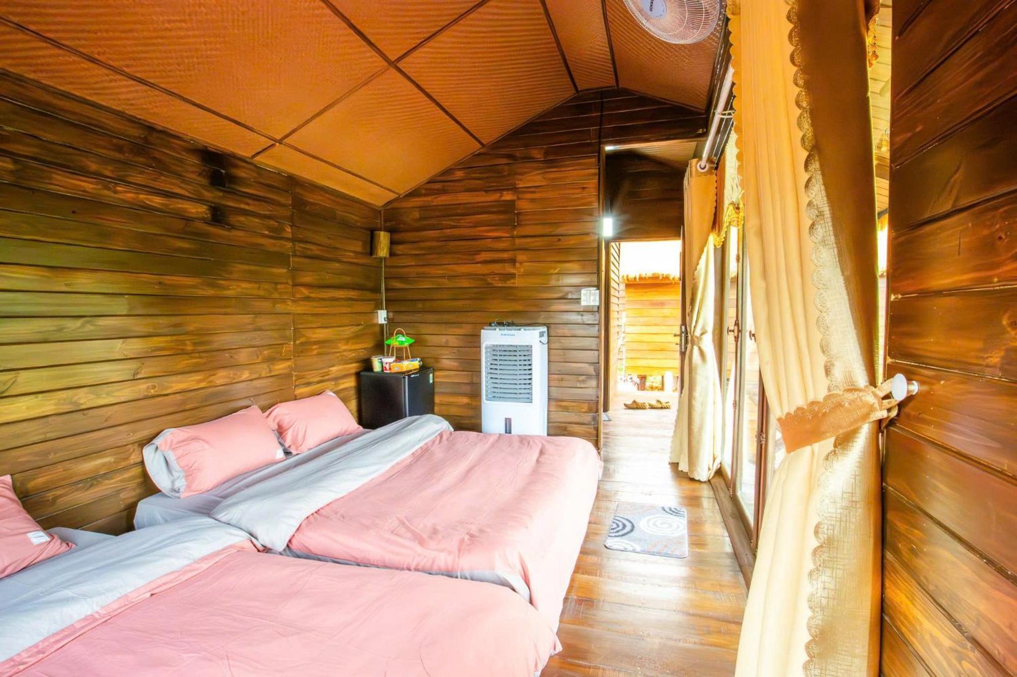 Nha Trong Ban - Homestay Mang Den Kon Von Kla Bagian luar foto