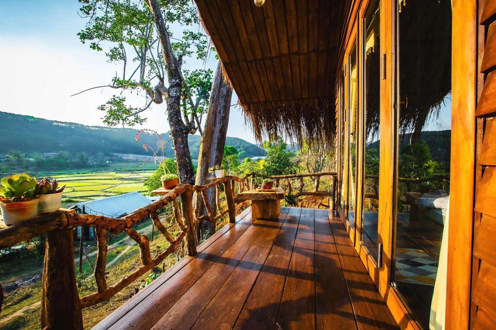 Nha Trong Ban - Homestay Mang Den Kon Von Kla Bagian luar foto